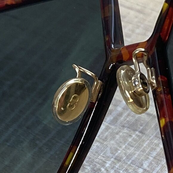 Dior 30 Montaigne Tortoise Dark Havana Oversized Square Gradient Sunglasses - Picture 14 of 16